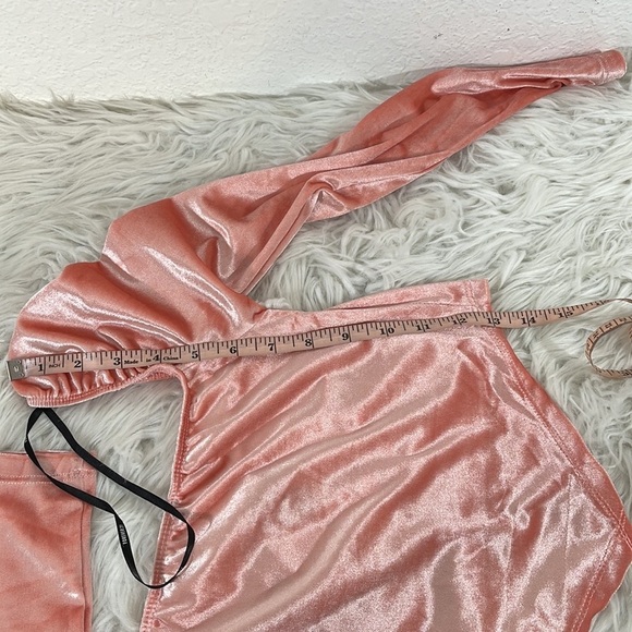 FOREVER 21 Velvet Crop Top Blouse Long Sleeve Size Small New - Picture 10 of 11